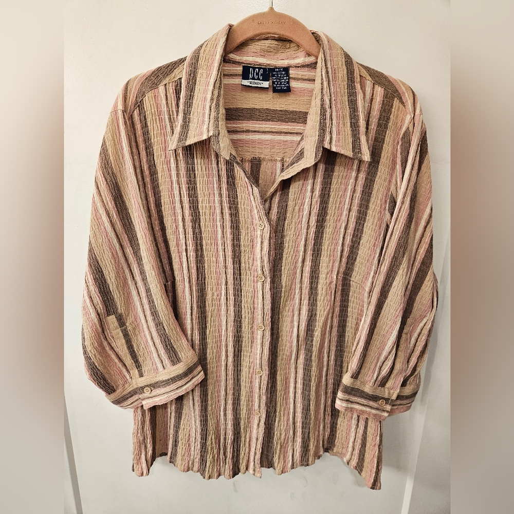 NWT - DCC Woman Cotton Stretch Button Up Blouse - Size 14/16 - Vintage